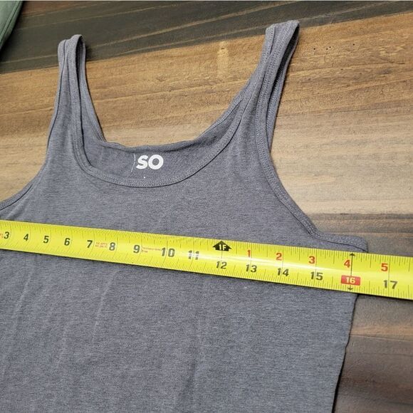 Set of 3 Sportswear Tek Gear Capri Comfy Pants & 2 SO Tank Tops Size L - NWOT - Picture 11 of 12